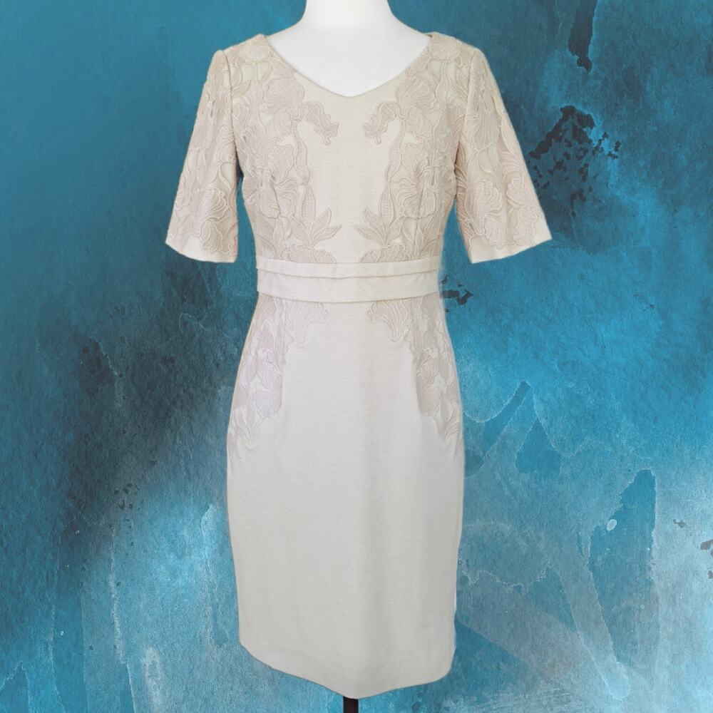 Antonio Melani Beige Lace Jacquard Sheath Dress Size 6 Workwear Short Sleeve
